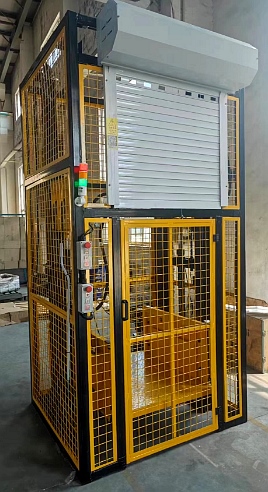 導(dǎo)軌式升降作業(yè)平臺(tái)